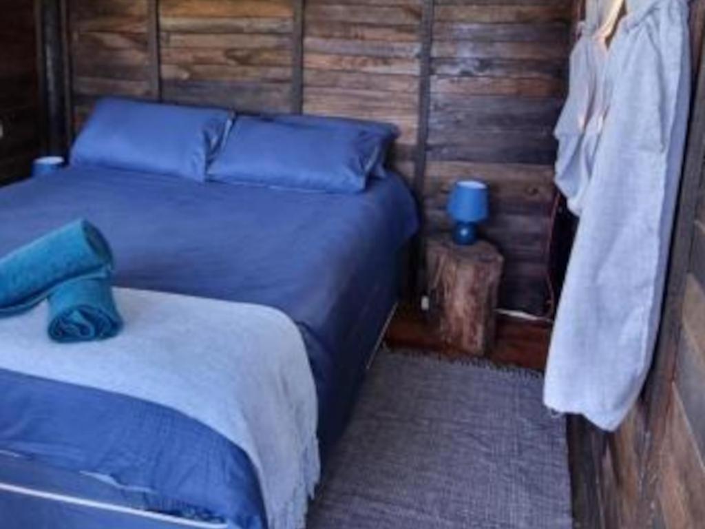 Tsitsikamma Wolf Sanctuary Eco Cabins & Teepees Stormsrivier Rum bild